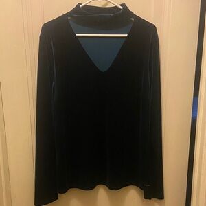 Tahari Velvet V-Neck Long Sleeve Top - Midnight Blue
